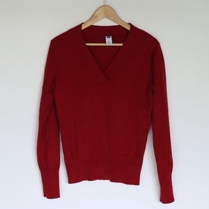 Gap red v neck sweater